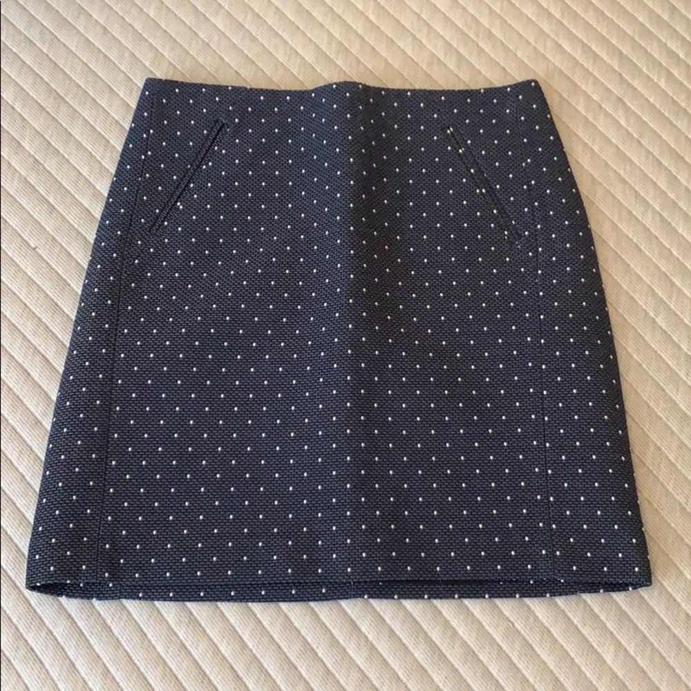 Loft mini skirt
